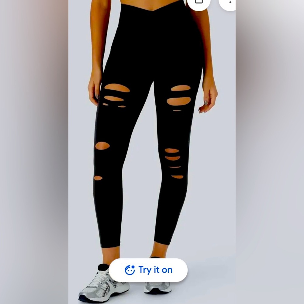 High-Waist Halara wine Distressed Leggings🍒🍒